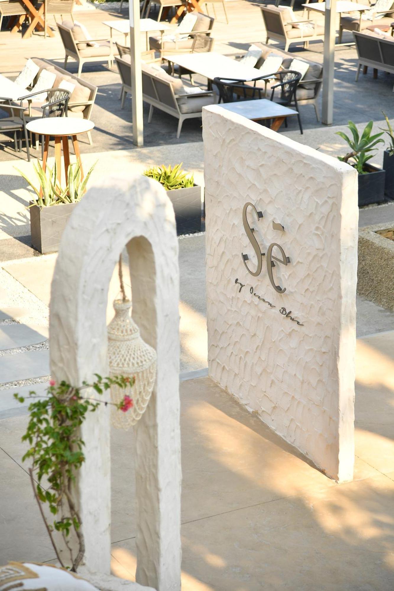 Ocean Blue Hotel & Resort -Jbeil Byblos エクステリア 写真